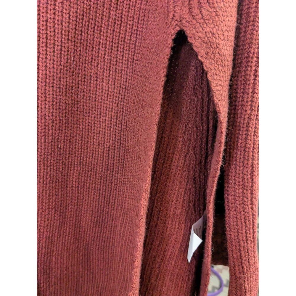 Moss Rose Turtleneck Sweater Cape OS - Picture 4 of 6
